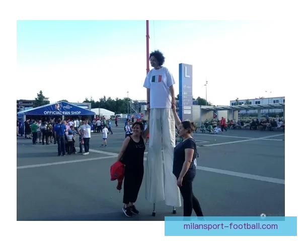 米兰体育官方发布最新赛事动态引球迷关注热潮