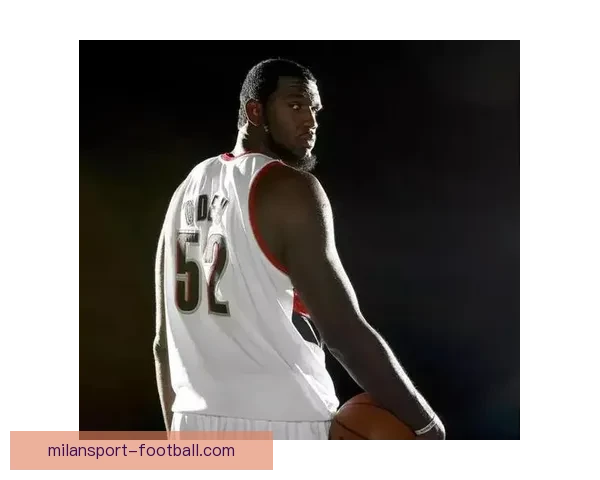 数据帝51分6助攻3抢断！状元秀成NBA历史首位2米03前锋比肩三大巨星